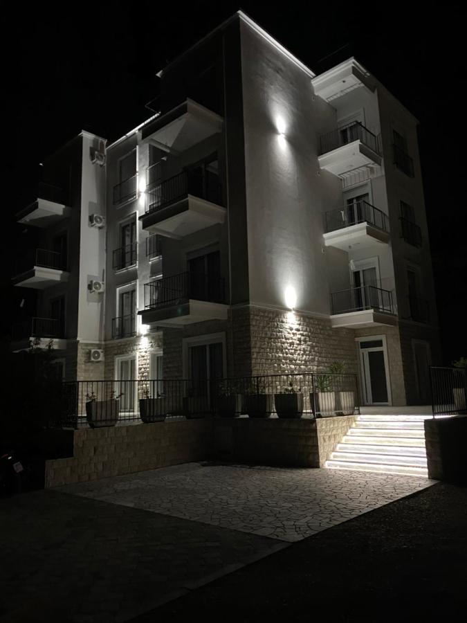 Seaside Apartments Sword Бар Екстериор снимка
