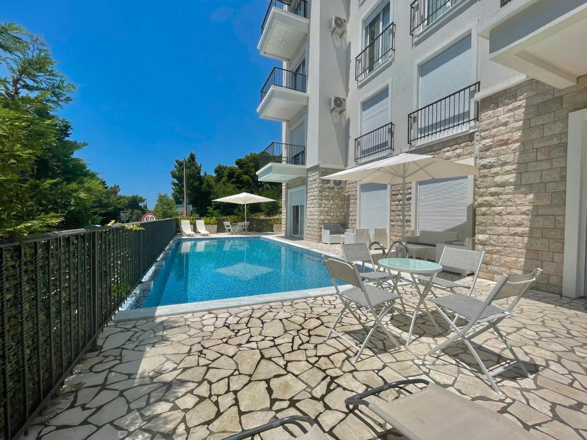 Seaside Apartments Sword Бар Екстериор снимка